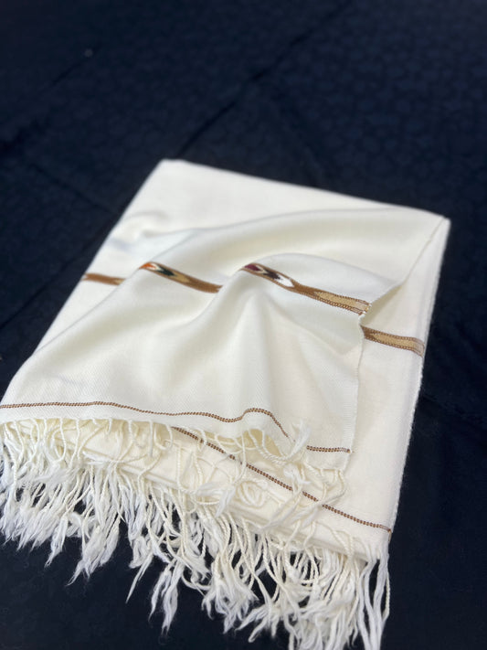 Luxurious White Sayedar Pure Australian Wool Shawl - Hand-Made & Premium Quality