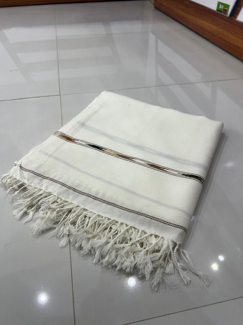 Touch wool shawl